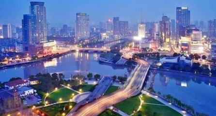 浙江經濟四強城，豪車密度冠全國，義烏攝影見證繁榮